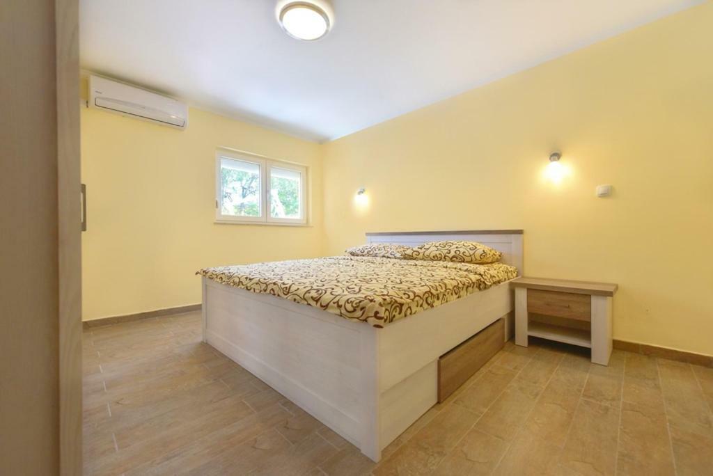 Apartment Sax Єзера Екстер'єр фото