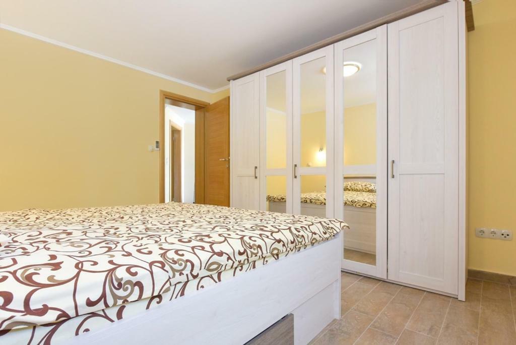 Apartment Sax Єзера Екстер'єр фото